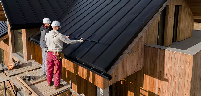 Metal Roof Maintenance in Arlington Heights